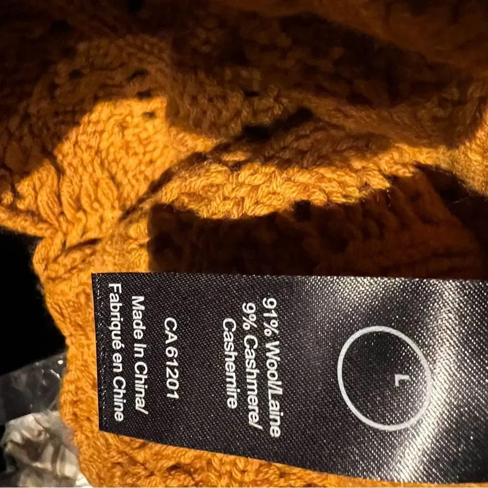 Luxton S-M Balaclava Hood Scarf Hat Rust
